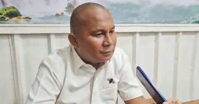 Lurah Padang Masiang Barus Tapteng Berlagak Preman Gebrak Meja Saat Audiensi Bantuan Banjir, Rahmansyah Sibarani: Segera Lakukan Tes Urin!