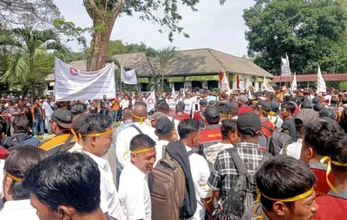 Seribuan Pekerja SPBun Gelar Aksi Damai di Kantor PTPN 1 Tanjung Morawa