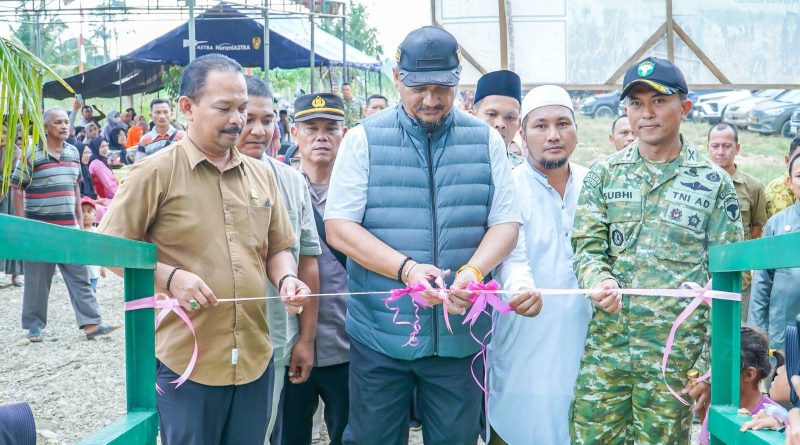 Bupati Aceh Tamiang Resmikan Jembatan Gantung Perintis Garuda di Sekerak