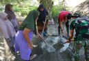 Suara Cangkul Beradu Dengan Pasir, Ada Harapan Yang Diaduk Bersama Warga