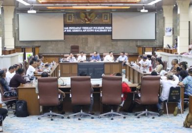 DPRD Kota Cirebon Mediasi Polemik Rel Kereta Sukalila