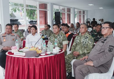 Pangdam XV/Pattimura Ikuti “VICON” Peresmian 1.061 Koperasi Desa MERAH PUTIH Oleh PRESIDEN RI
