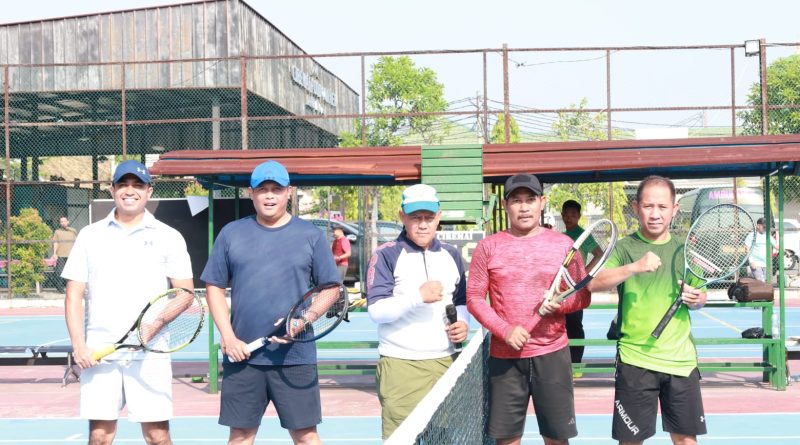 Komandan Kodim 0620/Kabupaten Cirebon Hadiri Eksibisi Eksekutif Tenis Lapangan HUT ke-63 RS Ciremai