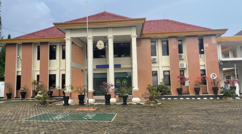 PN Kota Agung Batalkan Status Tersangka Dua Warga Tanggamus, DPD IKADIN Lampung Apresiasi Advokat LBH Tanggamus