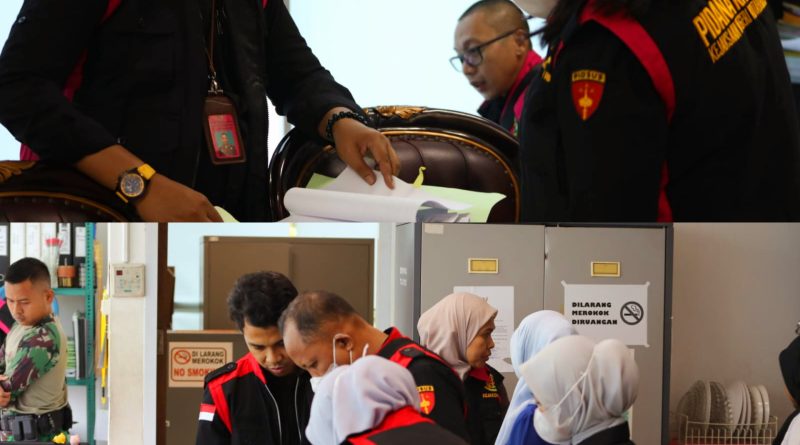 Kejari Bekasi Bongkar Dugaan Pungli MCK, Disdagperin dan Rumah Pejabat Digeledah   