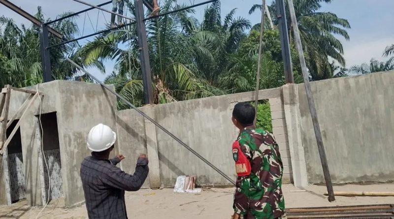 Babinsa Dampingi Pembangunan Koperasi Desa Merah Putih