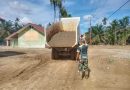 Koptu Tengku Dede Melakukan Pengawasan Kegiatan Droping Material