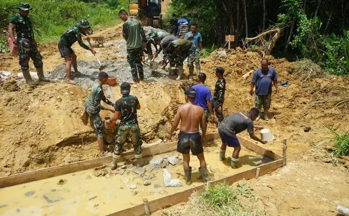 Dengan TMMD Semangat Untuk Gotong Royong Warga, Bangkit