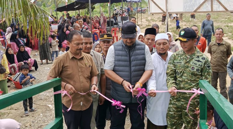 Bupati Aceh Tamiang Resmikan Jembatan Gantung Perintis Garuda di Sekerak