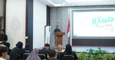 Staf Ahli Bupati Aceh Tamiang Hadiri Wisuda 83 Siswa Sekolah Inspirasi Bangsa