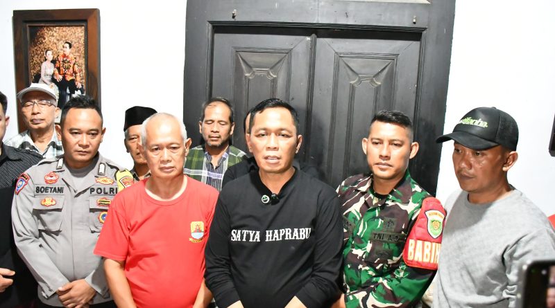 Melalui satuan Reserse Narkoba polresta Cirebon Sosialisasikan Kampung Tangguh Narkoba di Trusmi Kulon.