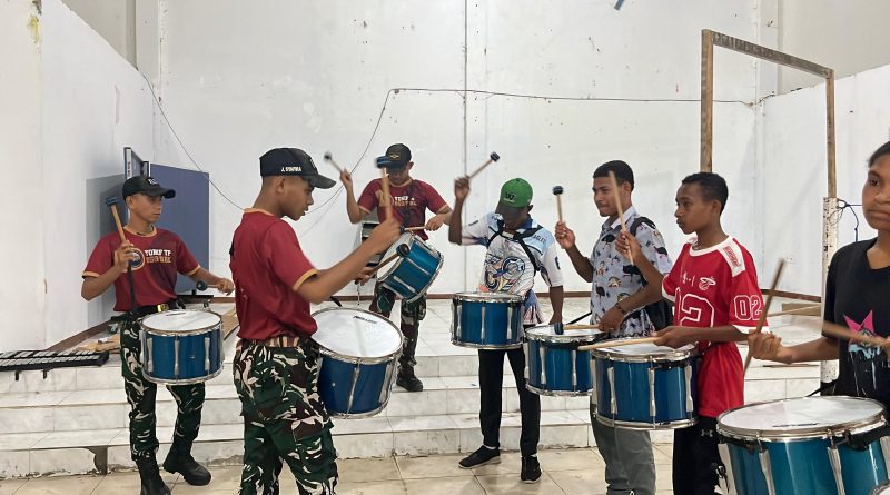 Di Balik Gemuruh Drumband, Ada Semangat Juang yang Sedang Dibentuk