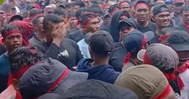 Geruduk Sekretariat LIRA Kepri, Ratusan Warga Pulau Kasu Desak Yusril Koto Minta Maaf dan Tinggalkan Batam