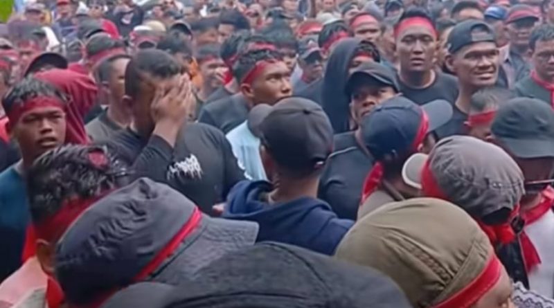Geruduk Sekretariat LIRA Kepri, Ratusan Warga Pulau Kasu Desak Yusril Koto Minta Maaf dan Tinggalkan Batam