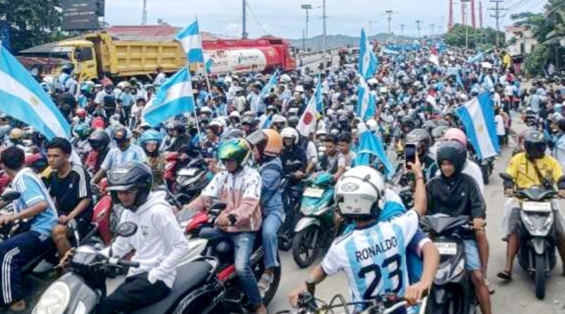 La Albiceleste Menguasai Maluku: Ribuan Fans Argentina Rayakan Kemenangan 3-0, Gubernur Hendrik Lewerissa Beri Apresiasi