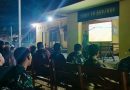 Kebersamaan membuat waktu tidak terasa, Warga Supiori Antusias Nobar Bersama Prajurit Yonif TP 859/RBK