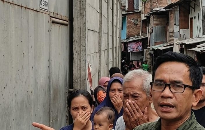 Pabrik Plastik di Bantargebang Teror Warga dengan Bau Busuk Menyengat!! , Ketua Aing Turun Gunung