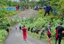 Babinsa dan Satgas TNI Bersihkan Jalur Menuju Lokasi Groundbreaking PSN Masela