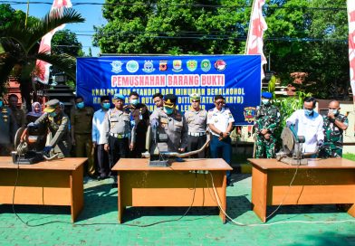 Polresta Cirebon Musnahkan Belasan Ribu Botol Miras dan Ribuan Knalpot Brong