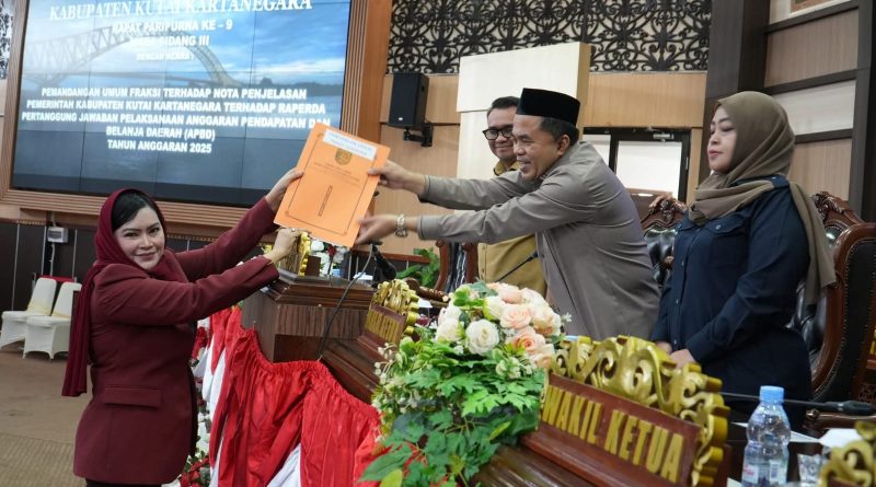 Pemerintah Kukar Jawab Pandangan Umum Fraksi DPRD atas Raperda Pertanggungjawaban APBD 2025