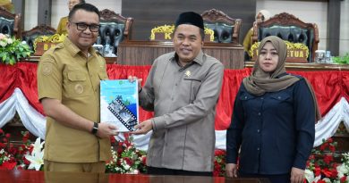 Paripurna Raperda Pertanggungjawaban APBD 2025, Bupati Kukar Ajak DPRD Perkuat Tata Kelola Keuangan