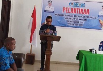Pelantikan Pengurus Kamar Adat Pengusaha Papua Teluk Wondama, Wabup Antonius Marani: Mari Bangun Daerah dengan Tulus dan Bermartabat
