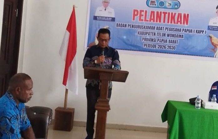 Pelantikan Pengurus Kamar Adat Pengusaha Papua Teluk Wondama, Wabup Antonius Marani: Mari Bangun Daerah dengan Tulus dan Bermartabat
