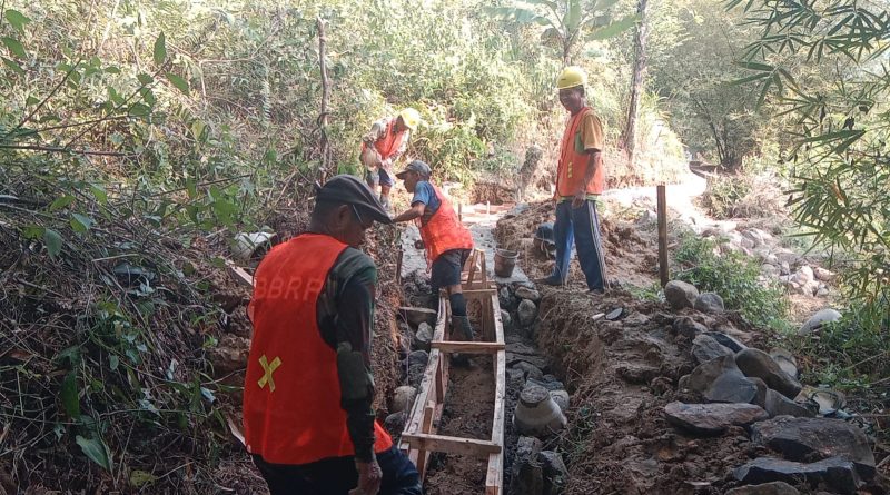Kelompok Tani P3-TGAI Sejahtera Mandiri Bangun Saluran irigasi Wujudkan petani Berkualitas