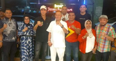 1.Ketum Garda Bintang Timur Daenk Jamal Rayakan Ulang Tahunnya 46 Bersama Keluarga dan Tokoh Masyarakat