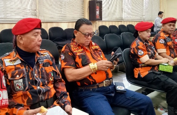 Ketua MPC Pemuda Pancasila Kota Bekasi Hadiri Rapat Paripurna DPRD, Tegaskan Disiplin dan Budaya Tepat Waktu   