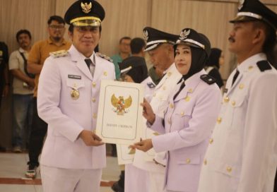 Empat Kuwu pengganti antar waktu dilantik, pemerintah kabupaten Cirebon perkuat pelayanan hingga tingkat desa.