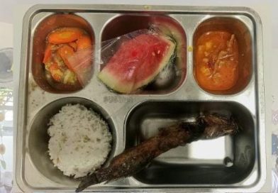 Menu Buah Diduga Tak Berganti Selama Sebulan, Dapur MBG Kertamukti Jadi Sorotan