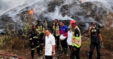 Terjadi Kebakaran di Tempat Pembuangan Sampah Akhir (TPSA) Ciniru Kecamatan Jalaksana.