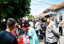 Peduli Warga Terdampak Kekeringan, Polresta Cirebon Distribusikan 6.000 Liter Air Bersih ke Desa Slangit