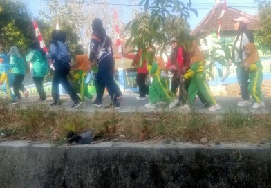SEMARAK JALAN SANTAI MERAH PUTIH: ANAK TK DAN SD DESA SEKAR RAYAKAN HUT RI KE‑81 DENGAN CERIA
