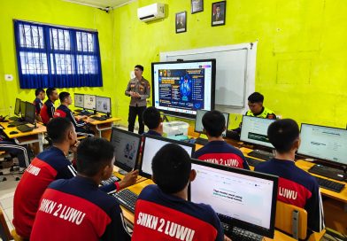 Polres Luwu Edukasi Siswa SMKN 2 Luwu tentang Pemanfaatan Artificial Intelligence dan Keamanan Siber