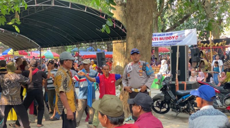 SEDEKAH BUMI (MANGANAN) DESA NGUNUT KECAMATAN DANDER KABUPATEN BOJONEGORO