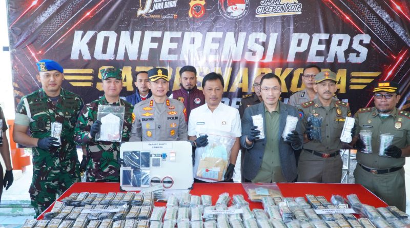 Polres Cirebon Kota Ungkap 23 Kasus Narkoba dan Musnahkan Ribuan Barang Bukti Hasil Operasi Pekat