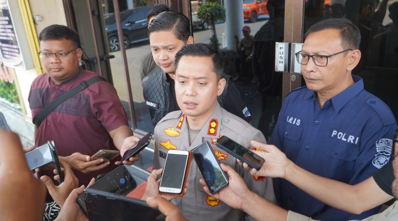 Kapolres Cirebon Kota Ungkap Peran Dua Tersangka dalam Kasus Konten Asusila Sesama Jenis