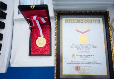 PLN UID Jabar Raih Rekor MURI, Pemeliharaan Listrik Tanpa Padam Jaga Aktivitas Masyarakat Tetap Berjalan