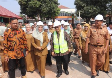 “Bupati Imron Terima Kunjungan Menteri pendidikan dasar dan menengah Abdul Mu’ti di sekolah dasar negeri 1 Kedungjaya kabupaten Cirebon.