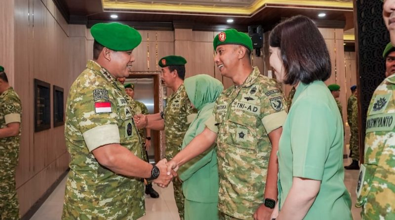 Naik Pangkat, Pangdam Pattimura Pesan Perwira Tingkatkan Kualitas Diri Dan Pengabdian