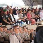 Wakapolres Buru Bersama PJU Dan Pars Kapolsek Jajaran Hadiri Upacara HUT KE-27 Kabupaten Buru Tahun 2026