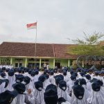 Sat Lantas Polres Kuningan Gelar Program “Polisi Sahabat Pelajar” di SMPN 1 Kadugede, Sosialisasi Tertib Lalu Lintas hingga Anti-Bullying