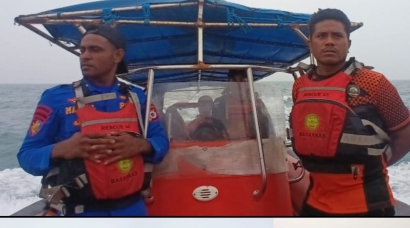 Alami mati mesin, Perahu katinting berpenumpang 10 orang berhasil diselamatkan Tim SAR Gabungan