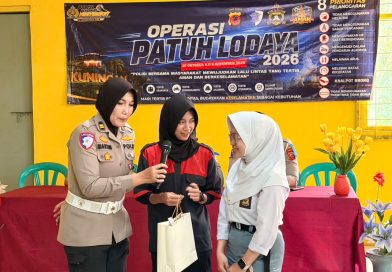 Sat Lantas Polres Kuningan Sosialisasi Safety Riding dan Ops Patuh Lodaya 2026 di SMKN 1 Jagara
