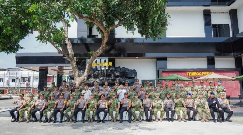 Pangdam dan Kapolda Maluku Perkuat Soliditas TNI-Polri, Jaga Perdamaian di Bumi Raja-Raja