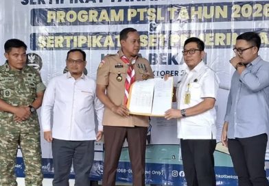 Kantah Kota Bekasi Serahkan 600 Sertipikat PTSL 2026, Puluhan Aset Pemkot Diperkuat Legalitasnya   