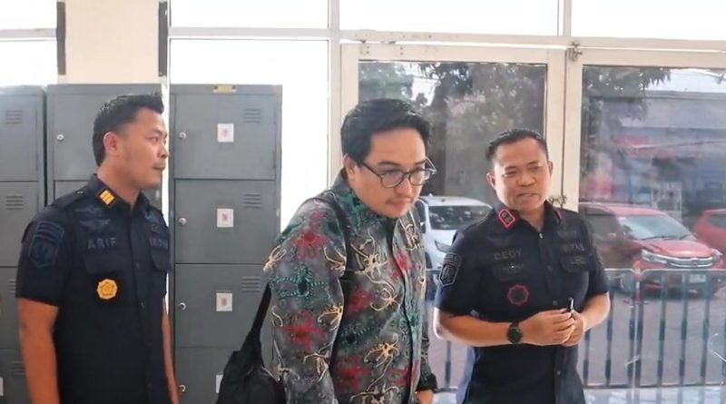 Kalapas Bulak Kapal Bekasi Dedy Cahyadi Klarifikasi Isu Alat Komunikasi dan Makanan Warga Binaan